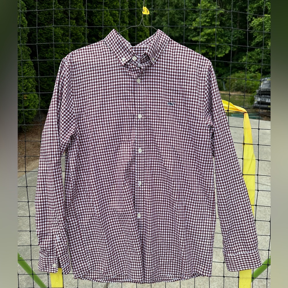 Boys Vineyard Vines button up shirt.